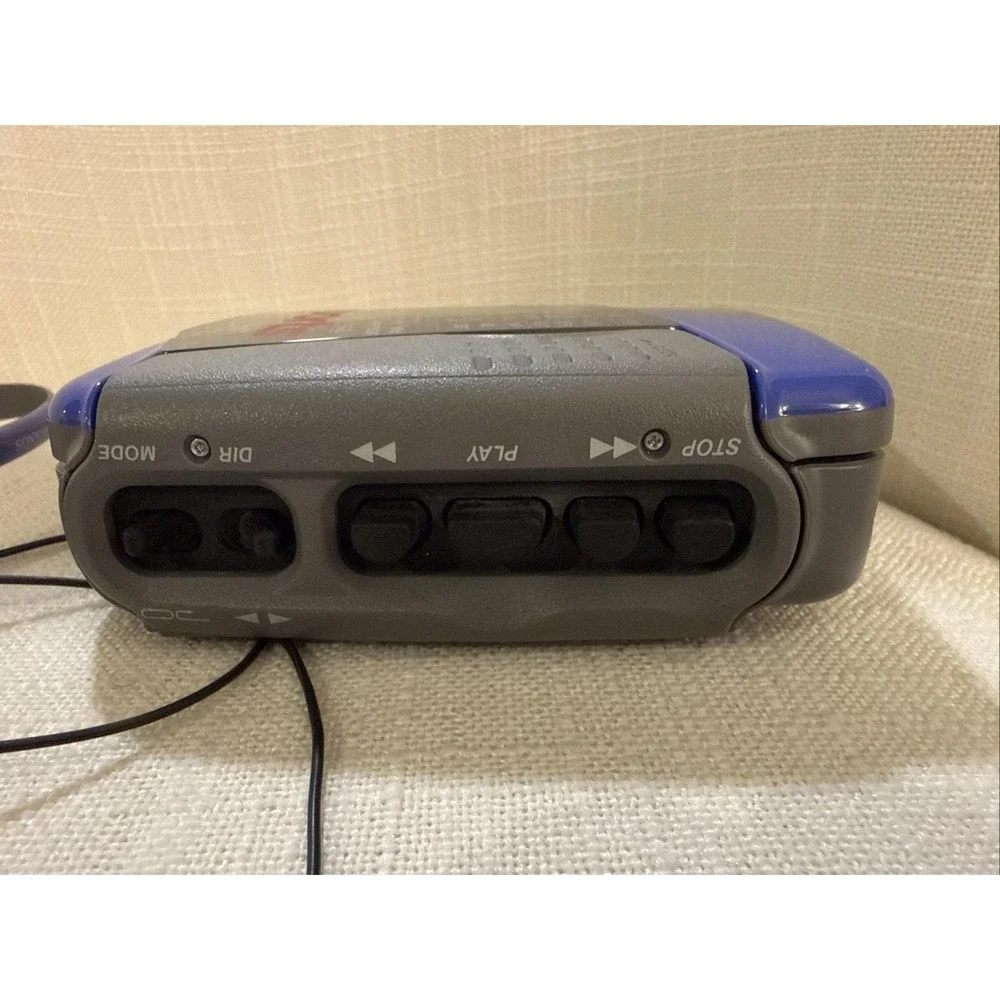 VTG Sony Sports Walkman Mod WM-FS399 Radio Cassette Player BLUE W/‎ Headphones